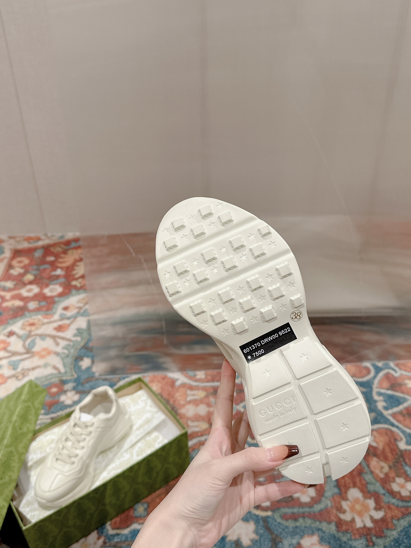 Gucci Sneakers-109