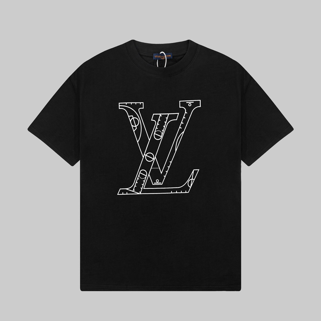 LV clothing-148