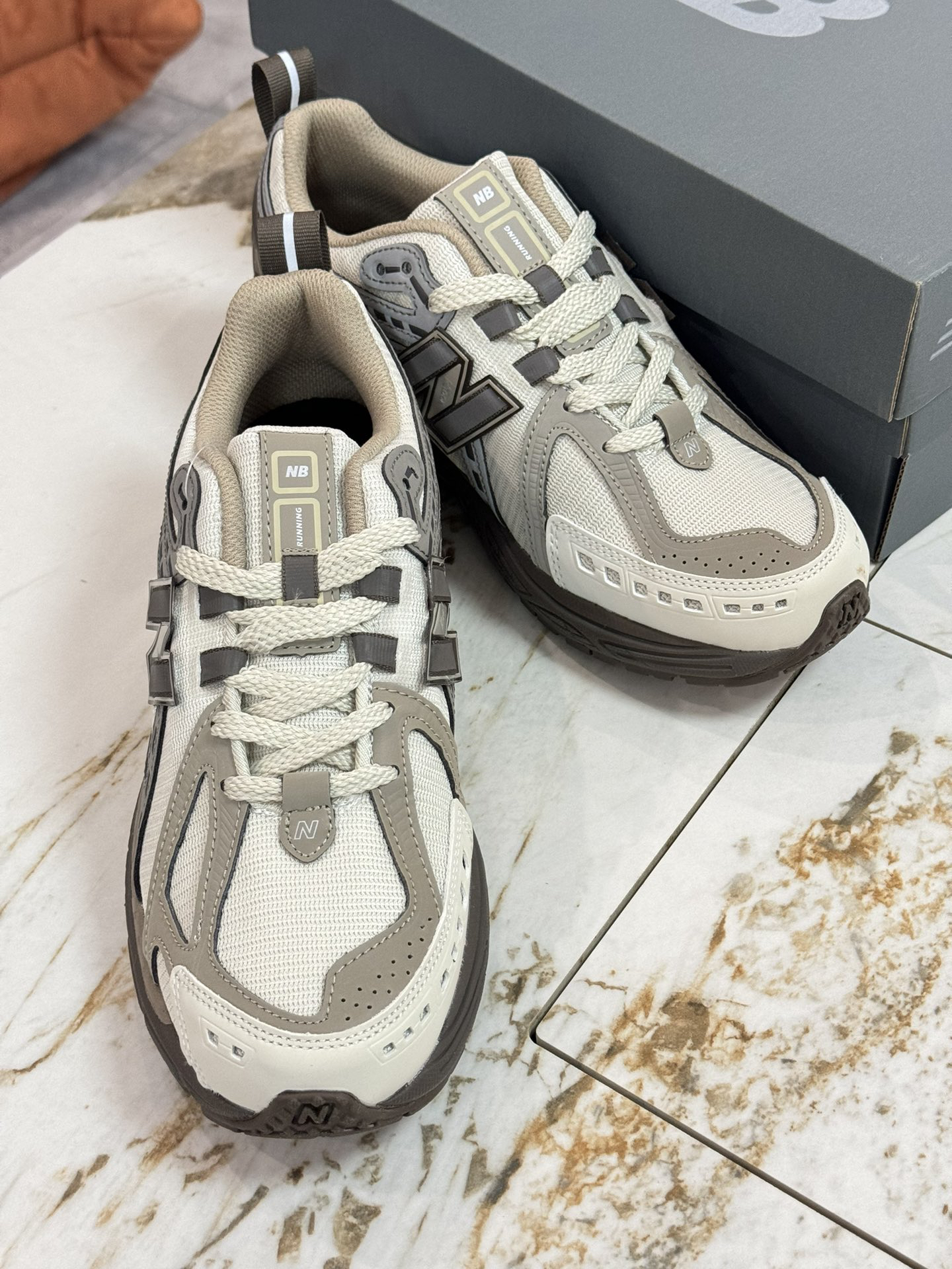 New Balance Sneakers-137