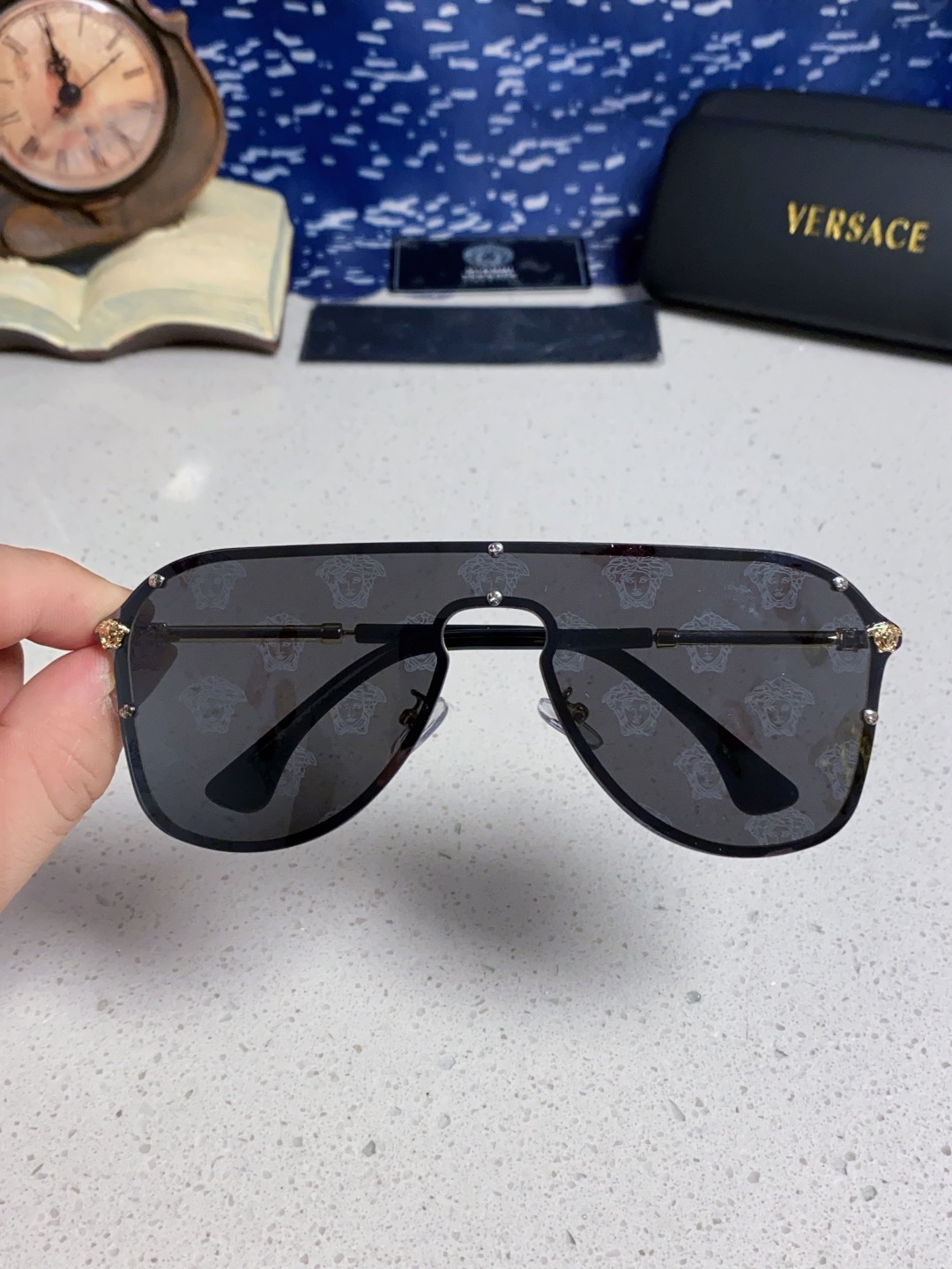 Versace glasses-15