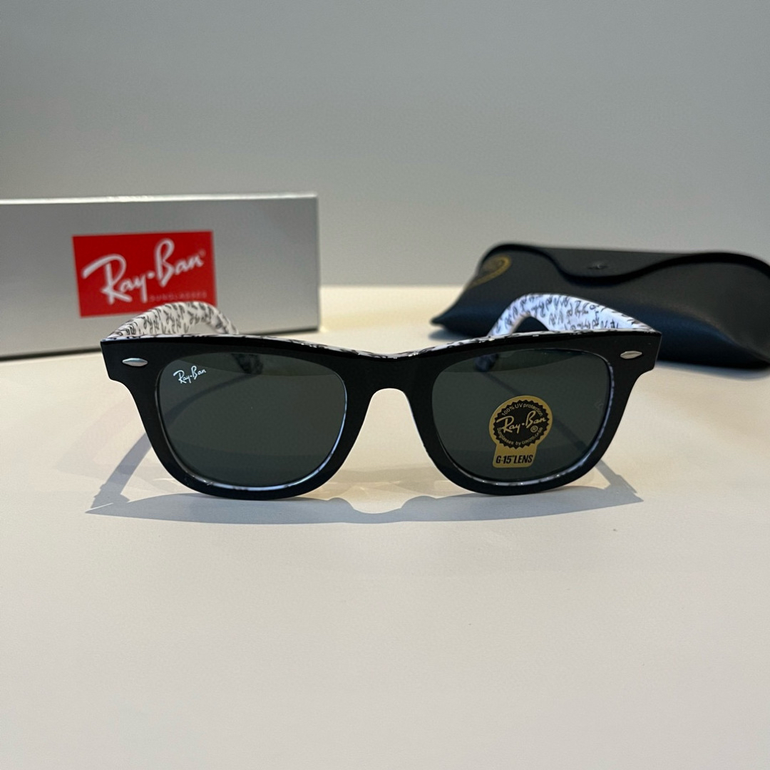 Ray-Ban glasses-1