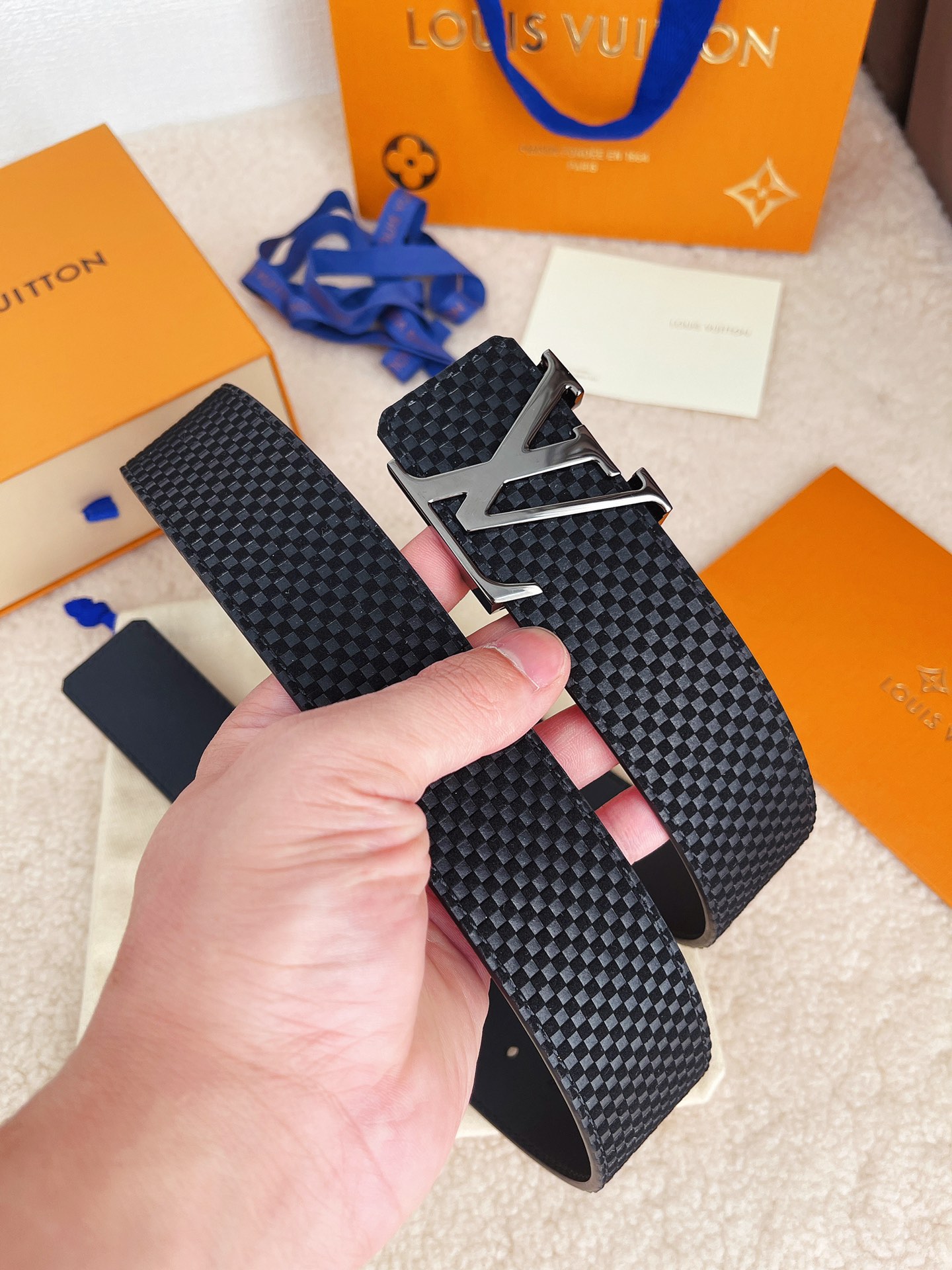 Lv belt-111