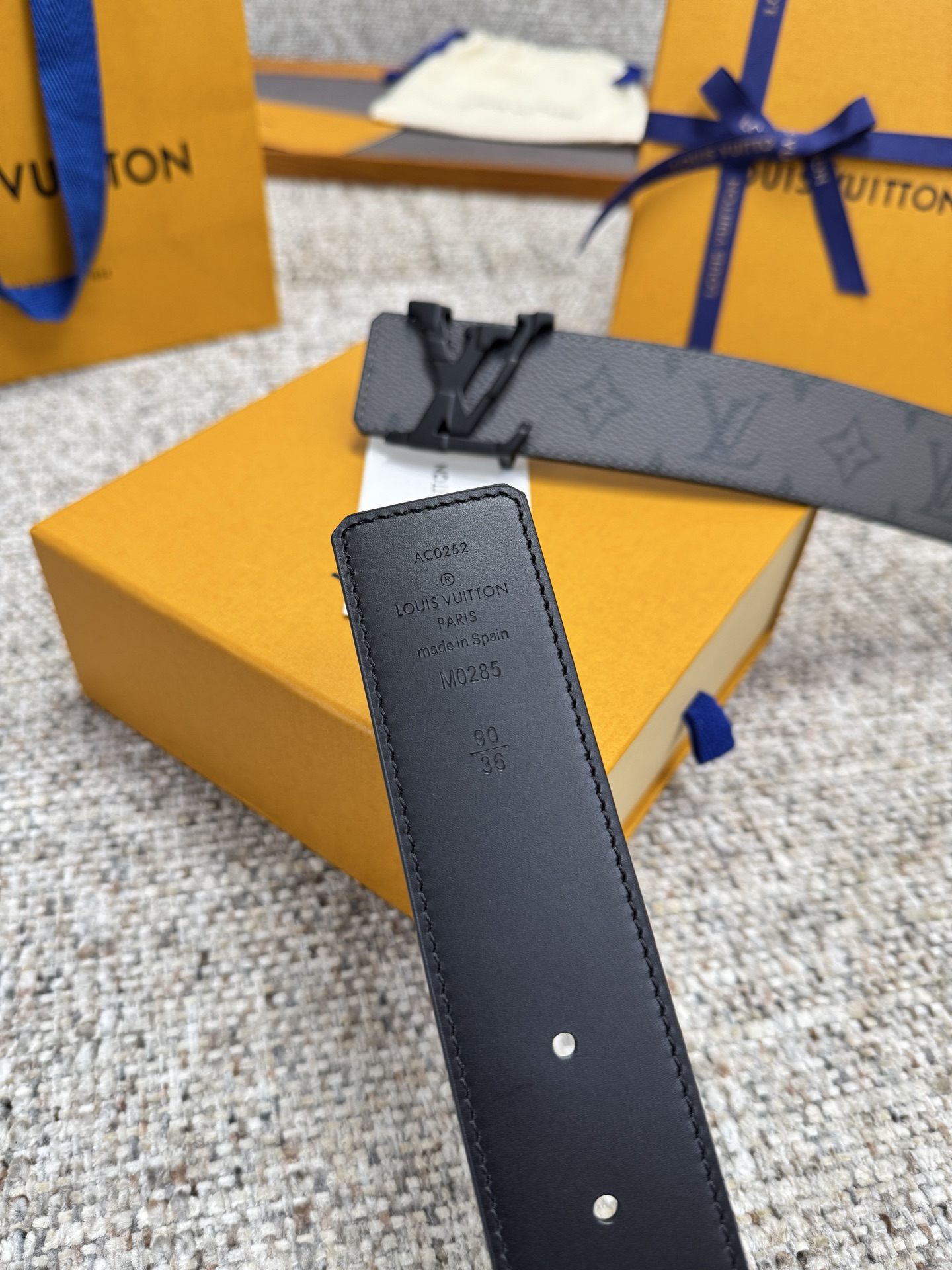 Lv belt-59
