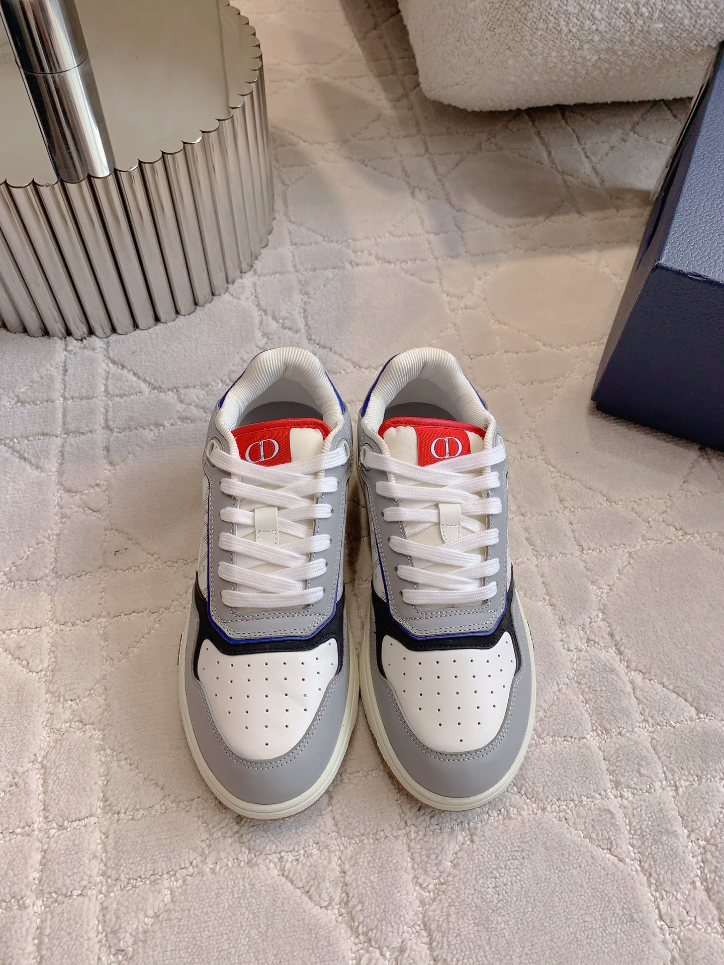 Dior Sneakers-112