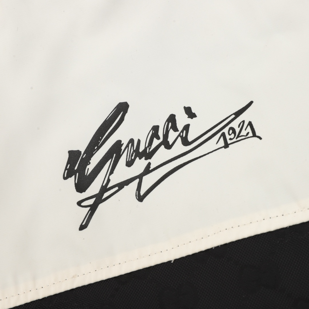 Gucci Clothing-291