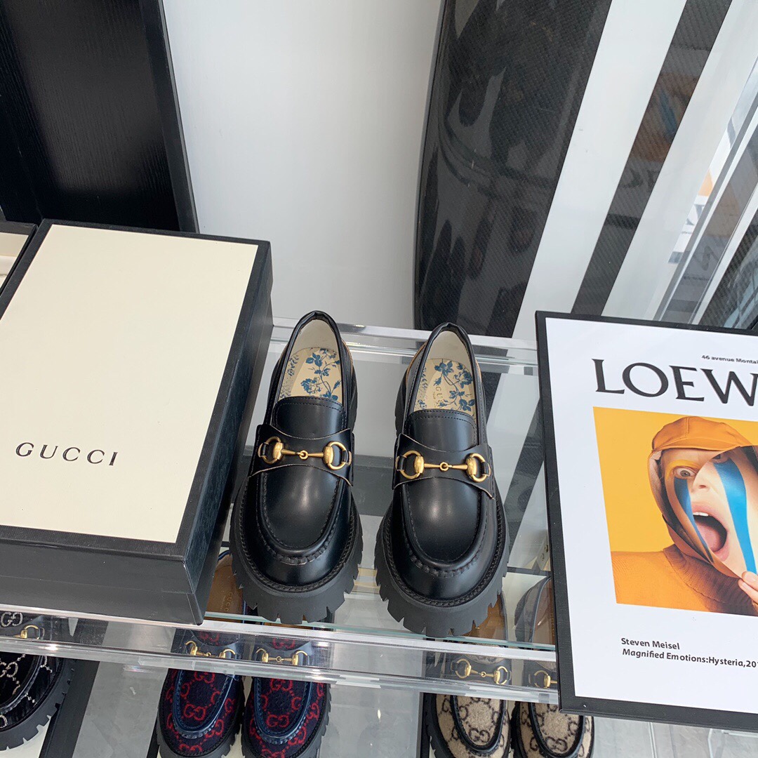 Gucci women's leather shoes-73