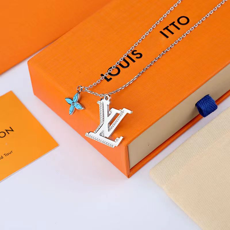 LV necklace-57