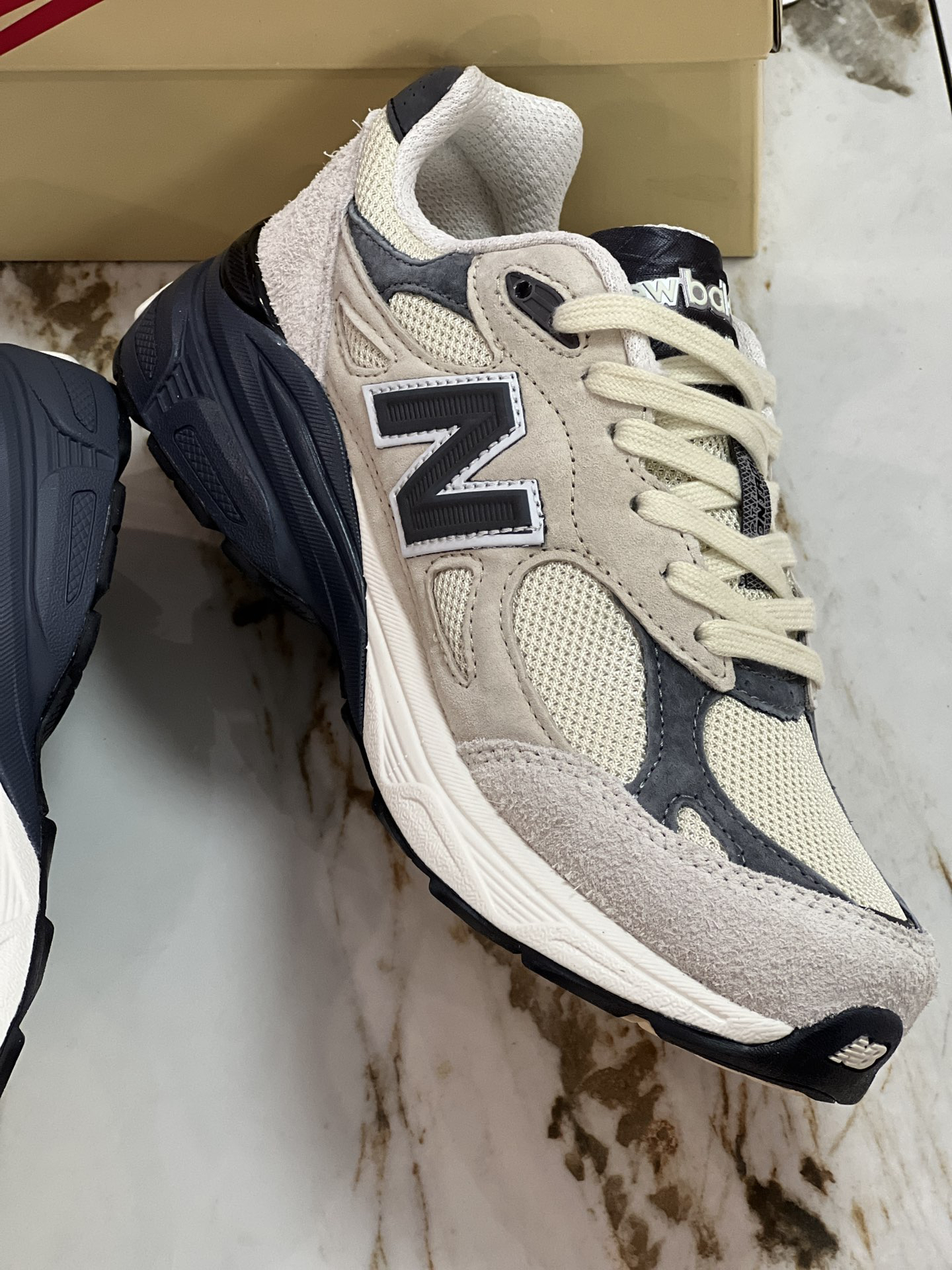 New Balance Sneakers-147