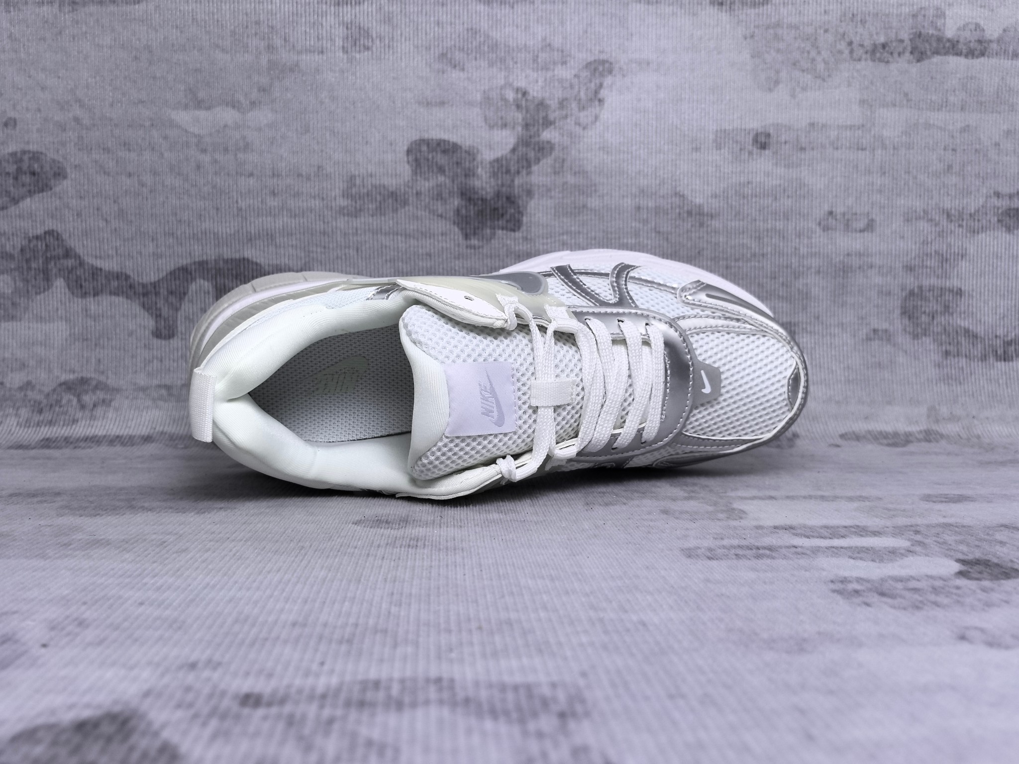 Nike Sneakers-215