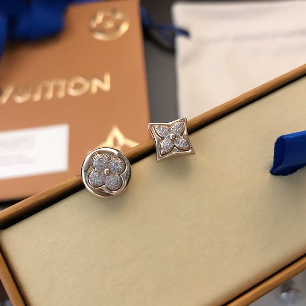 LV earrings-53