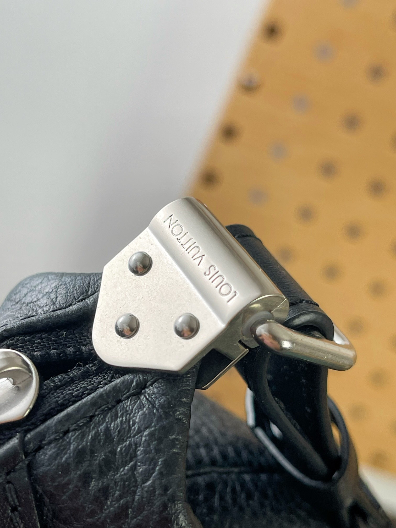 Louis Vuitton Hot New Product-19