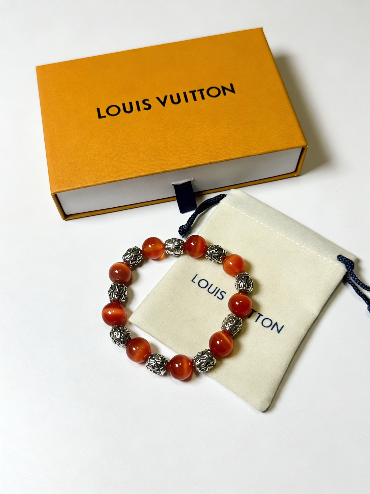 LV Bracelet-37