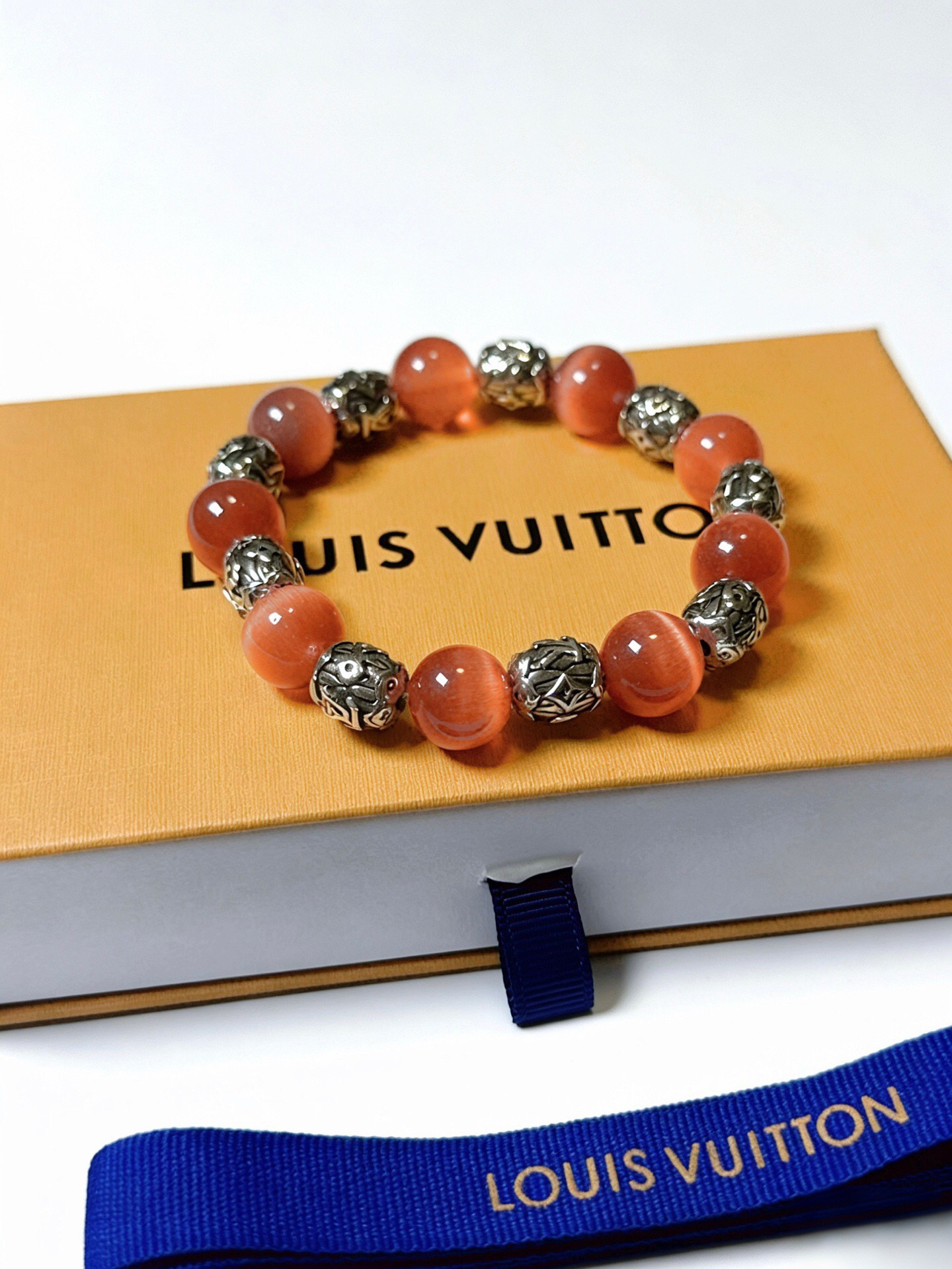 LV Bracelet-37