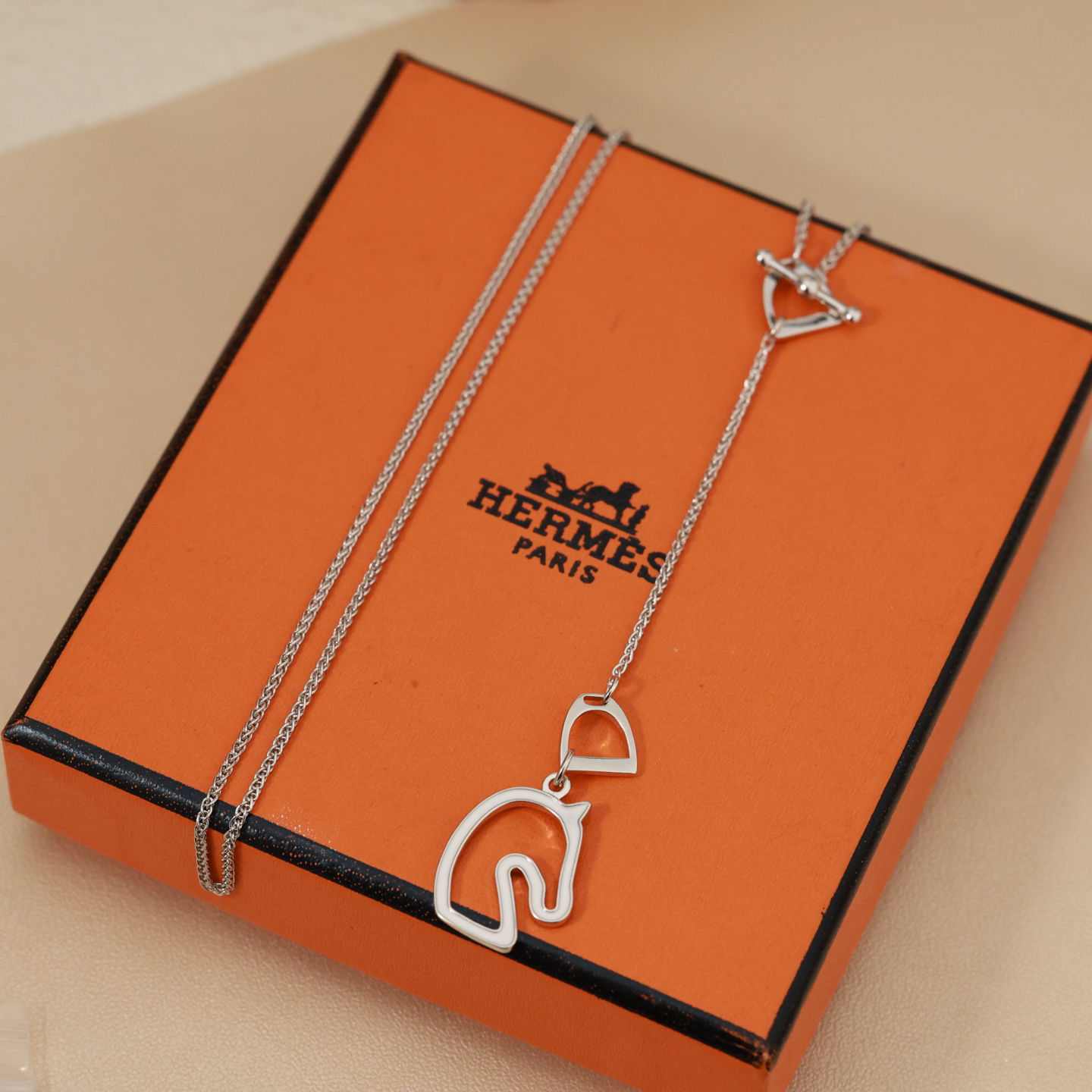 Hermes necklace-2