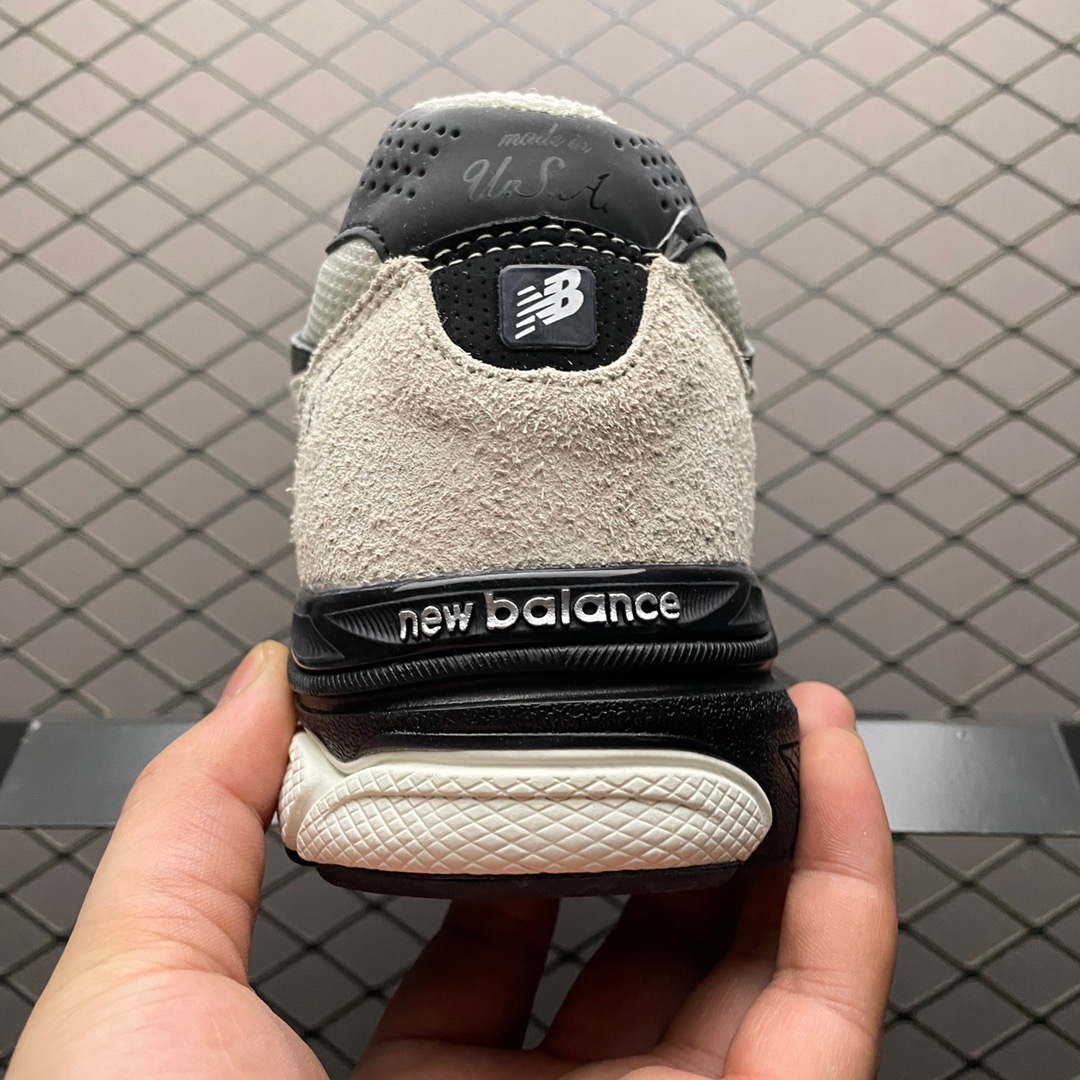 New Balance Sneakers-330