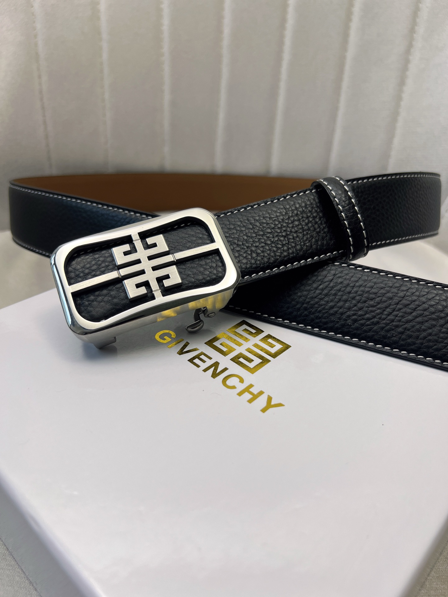 Givenchy belt-130