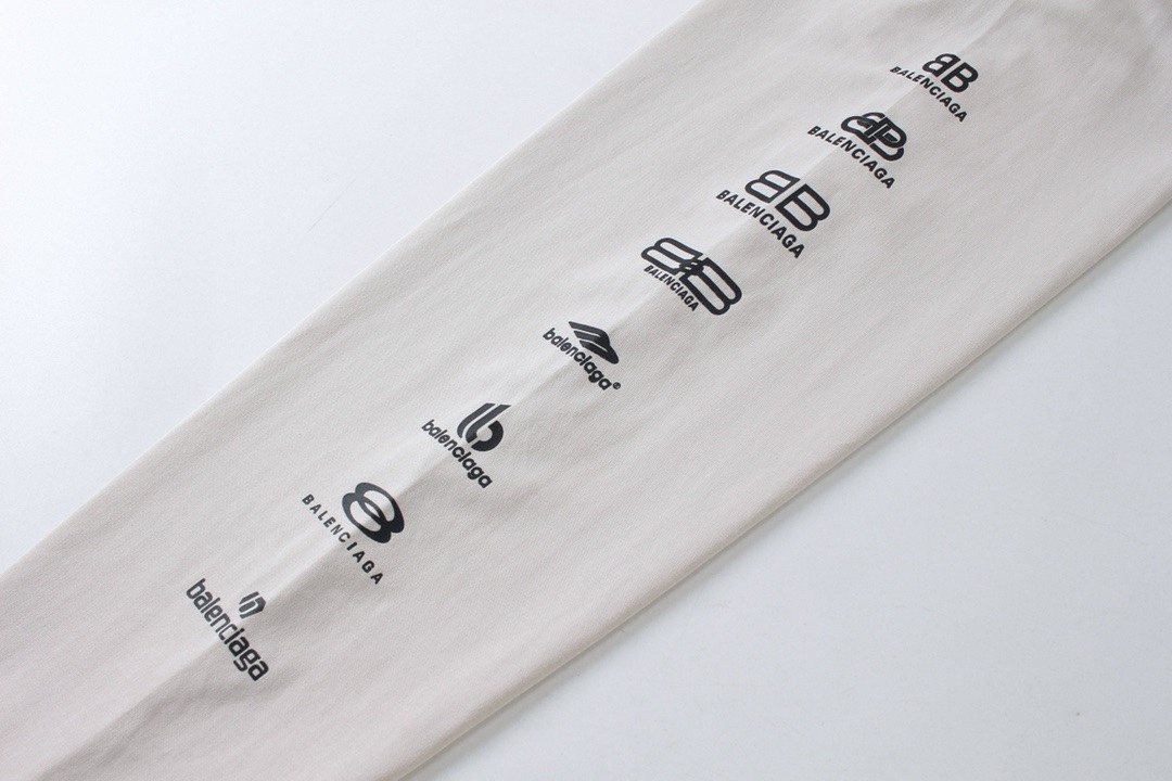 Balenciaga clothing-168