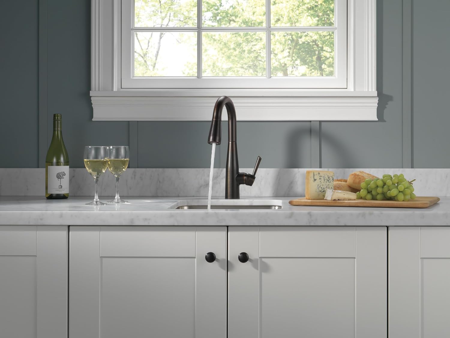Delta Essa Oil Rubbed Bronze Bar Sink Faucet with Pull Down Sprayer, Modern Single Hole Prep Sink Faucet, Single Handle, Venetian Bronze 9913-RB-DST