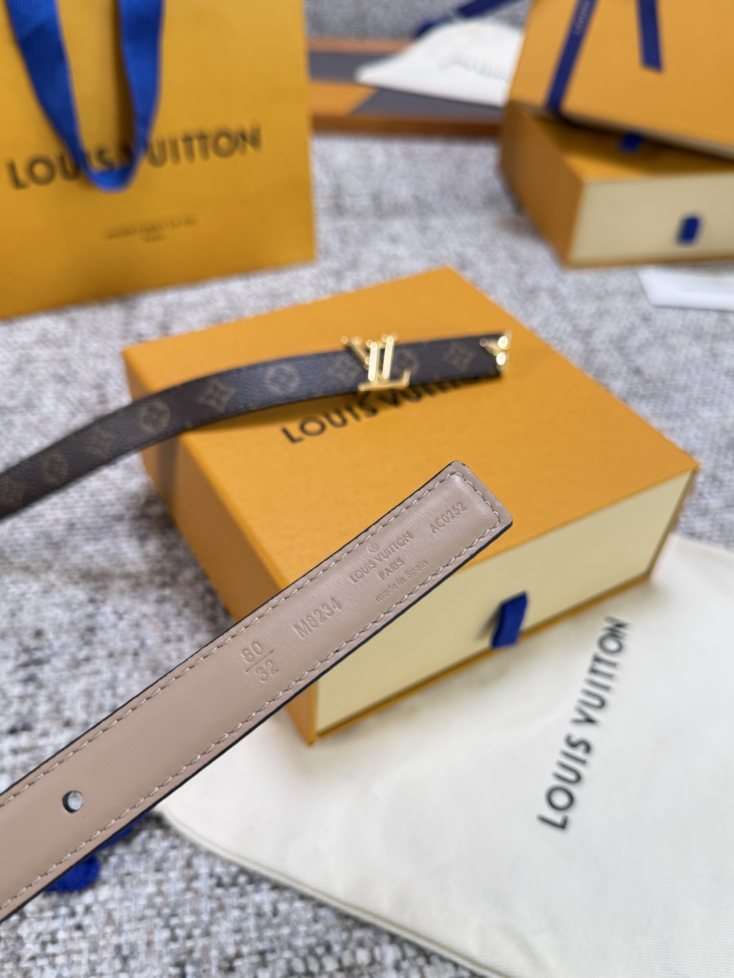 Lv belt-79