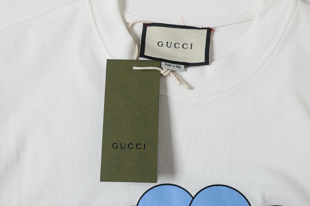Gucci clothing-18