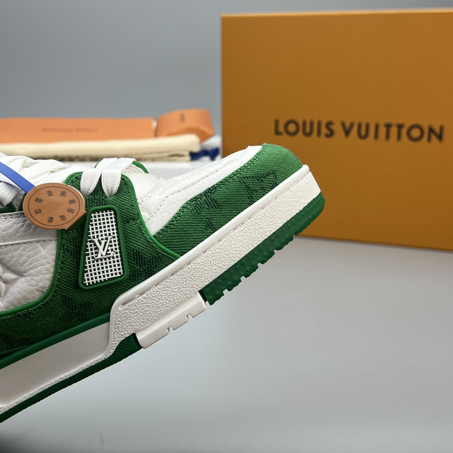 Lv Sneakers-134