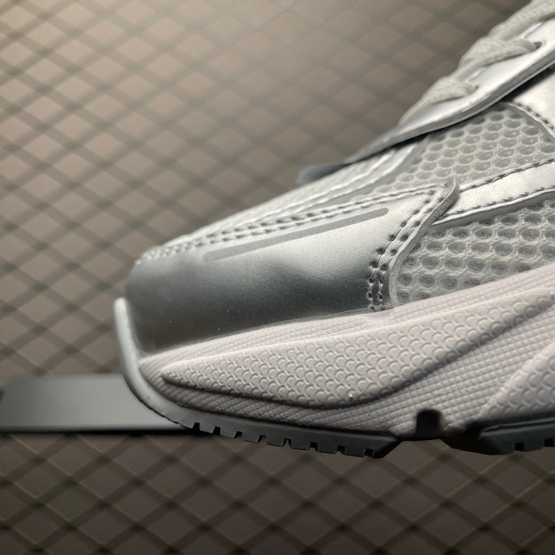 Nike Sneakers-211