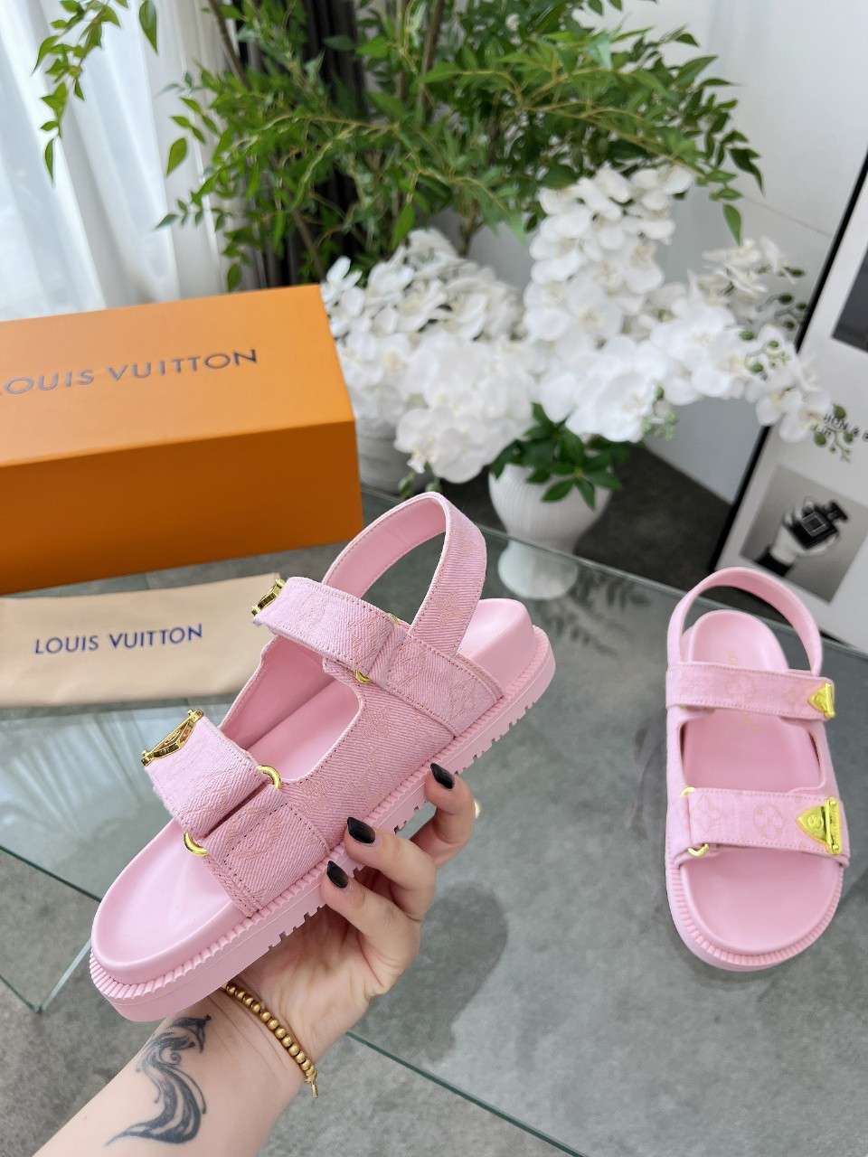 LV Summer footwear