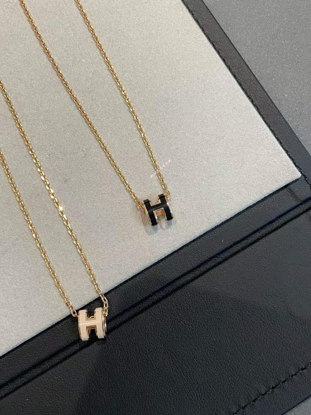 Hermes necklace-49