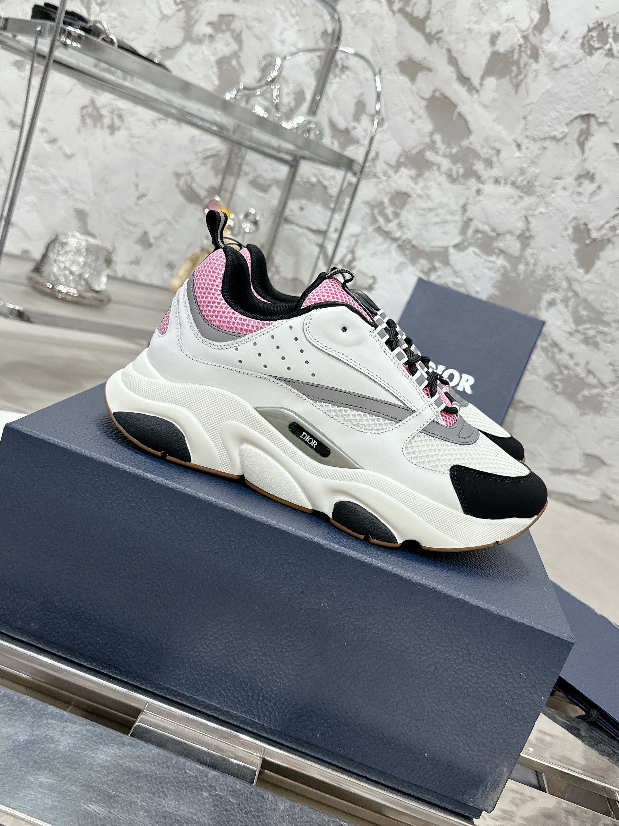 Dior Sneakers-137