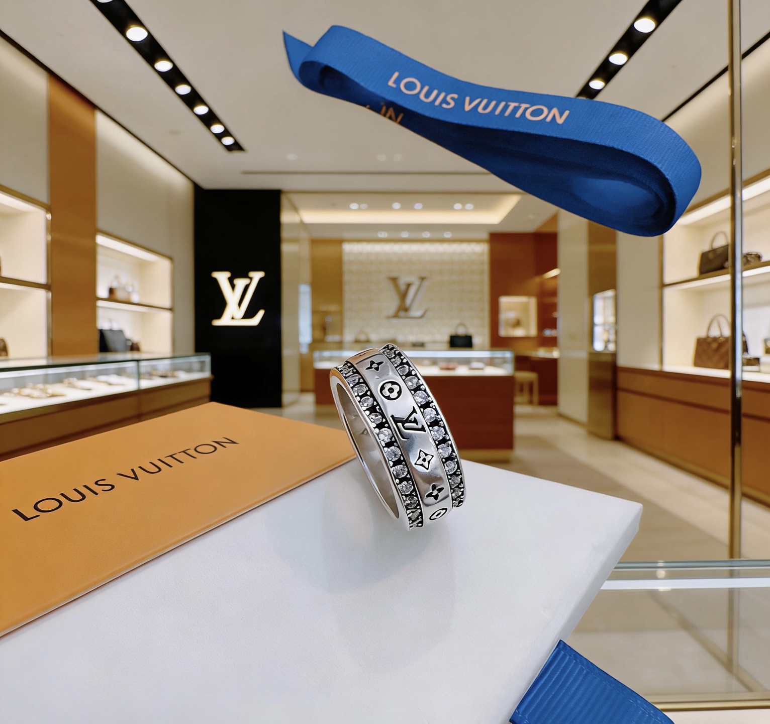LV ring-50