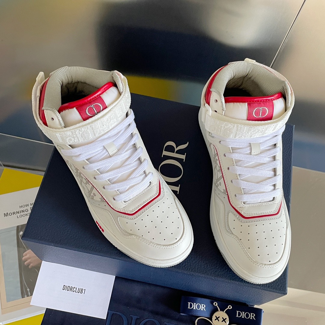 Dior Sneakers-32
