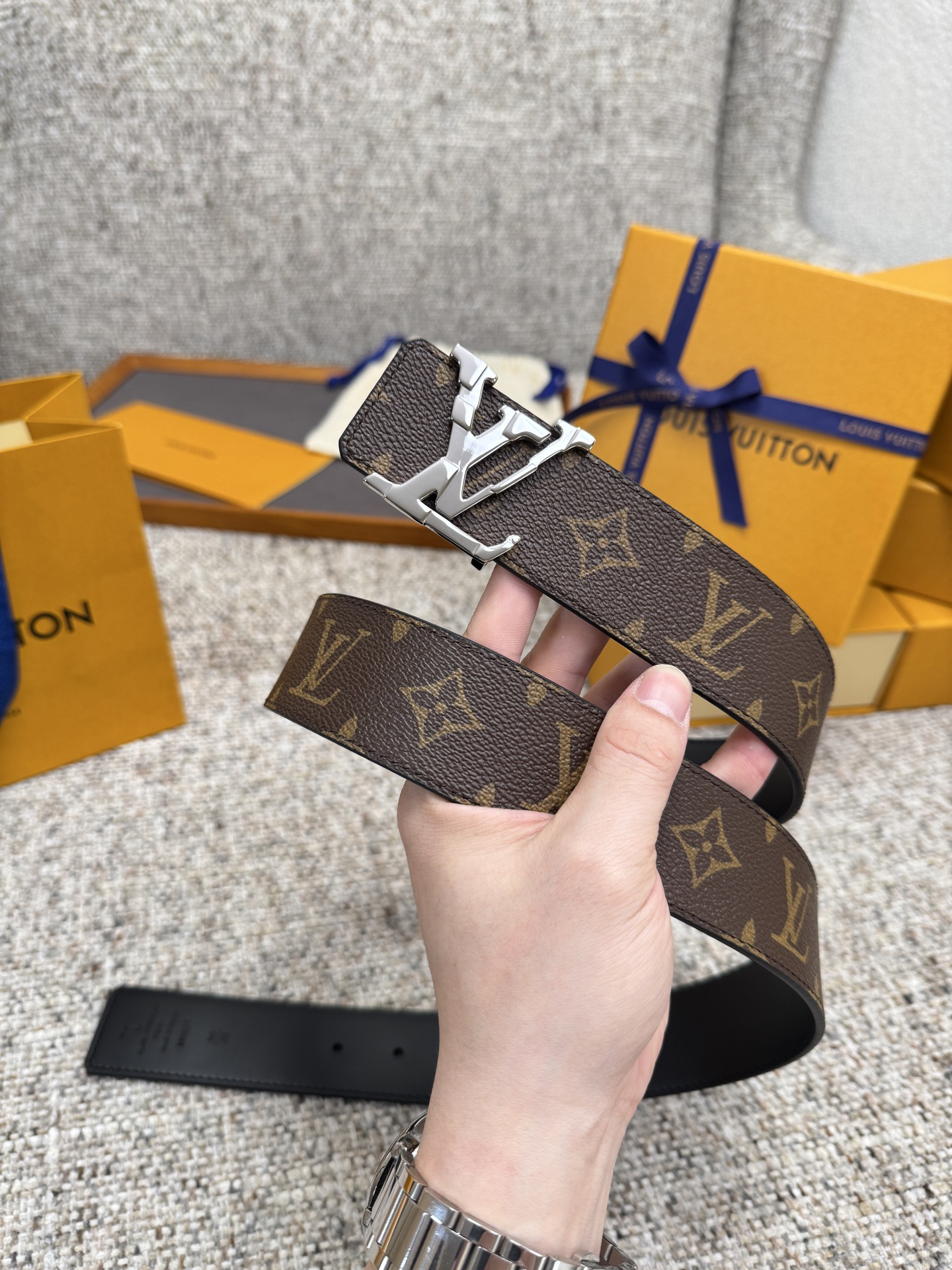 Lv belt-62