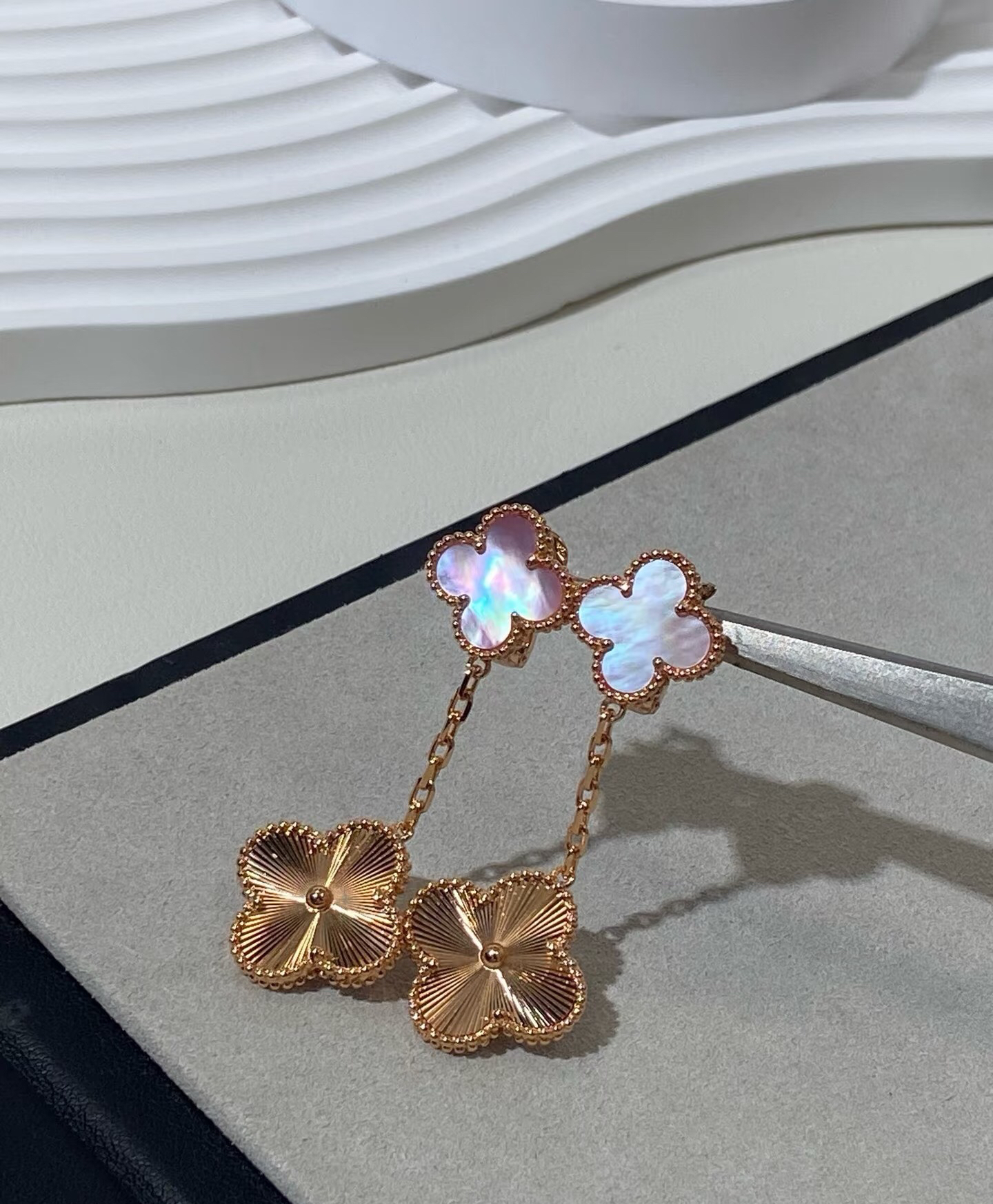 Van Cleef & Arpels earring-92