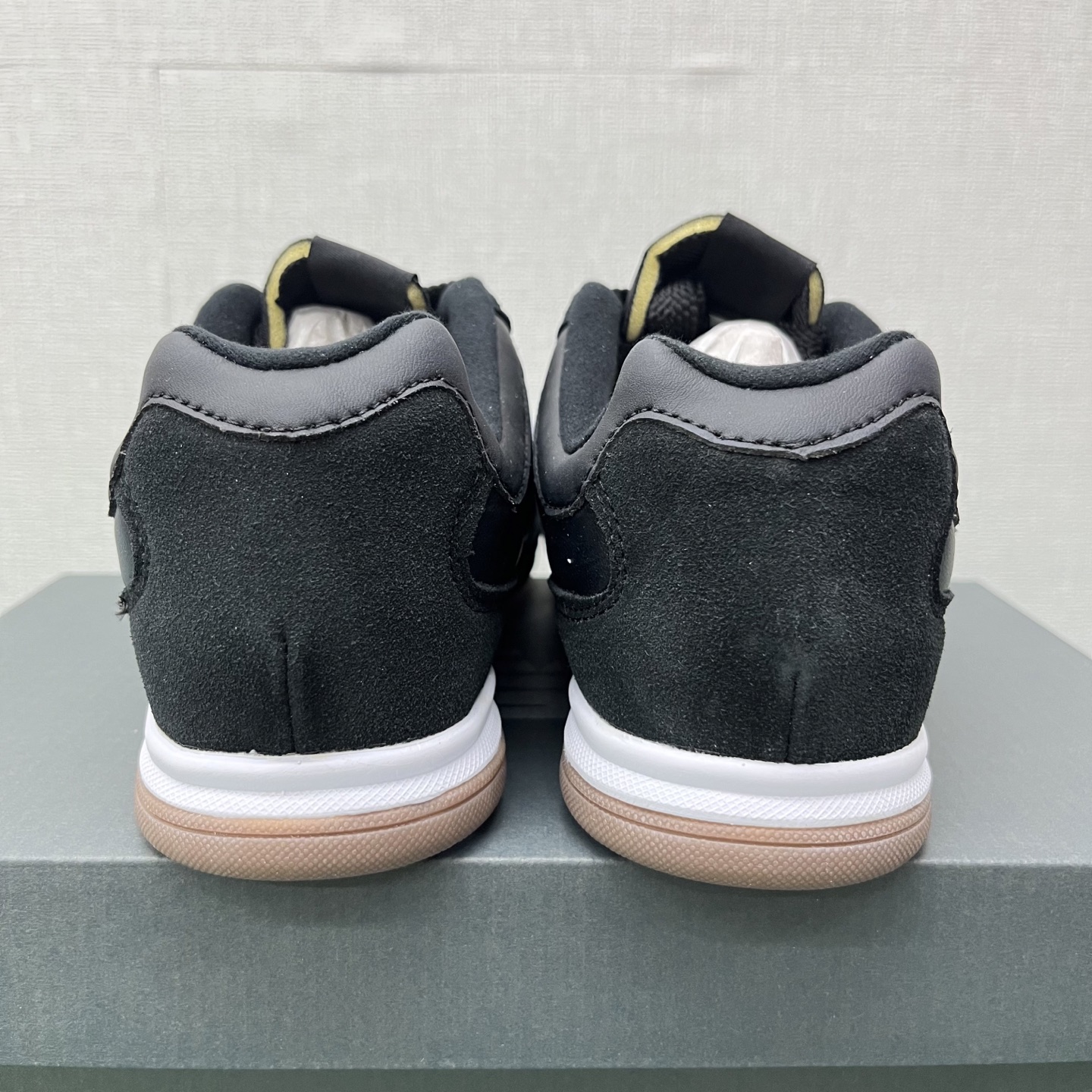 New Balance Sneakers-244