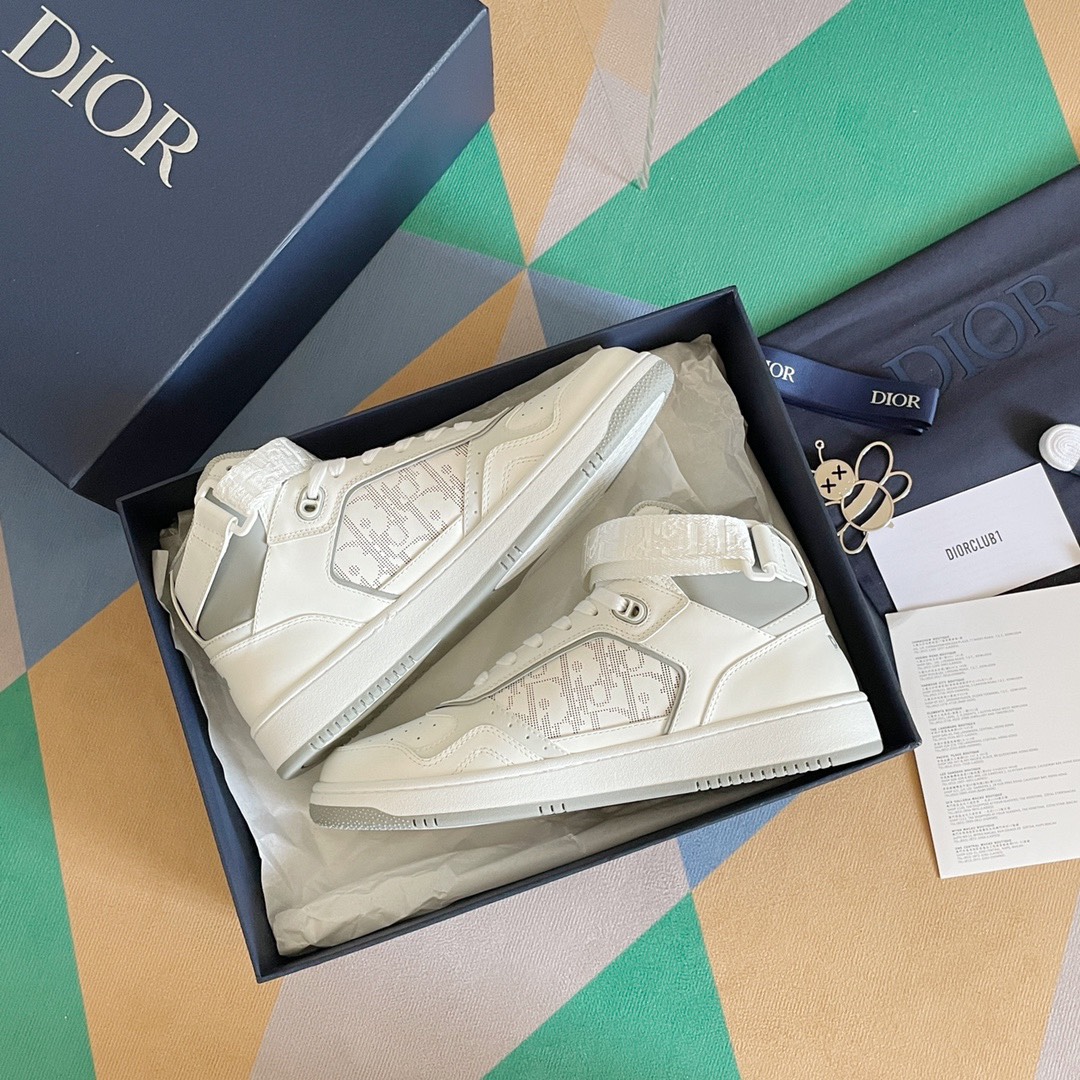 Dior Sneakers-31