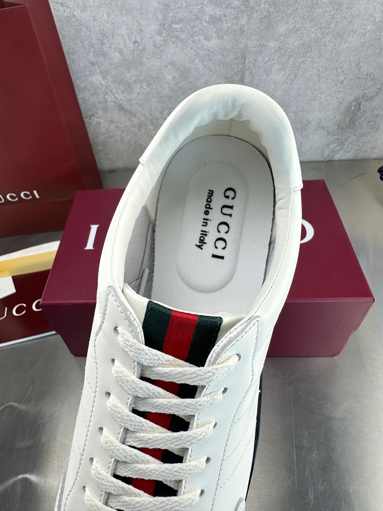 Gucci Sneakers-187