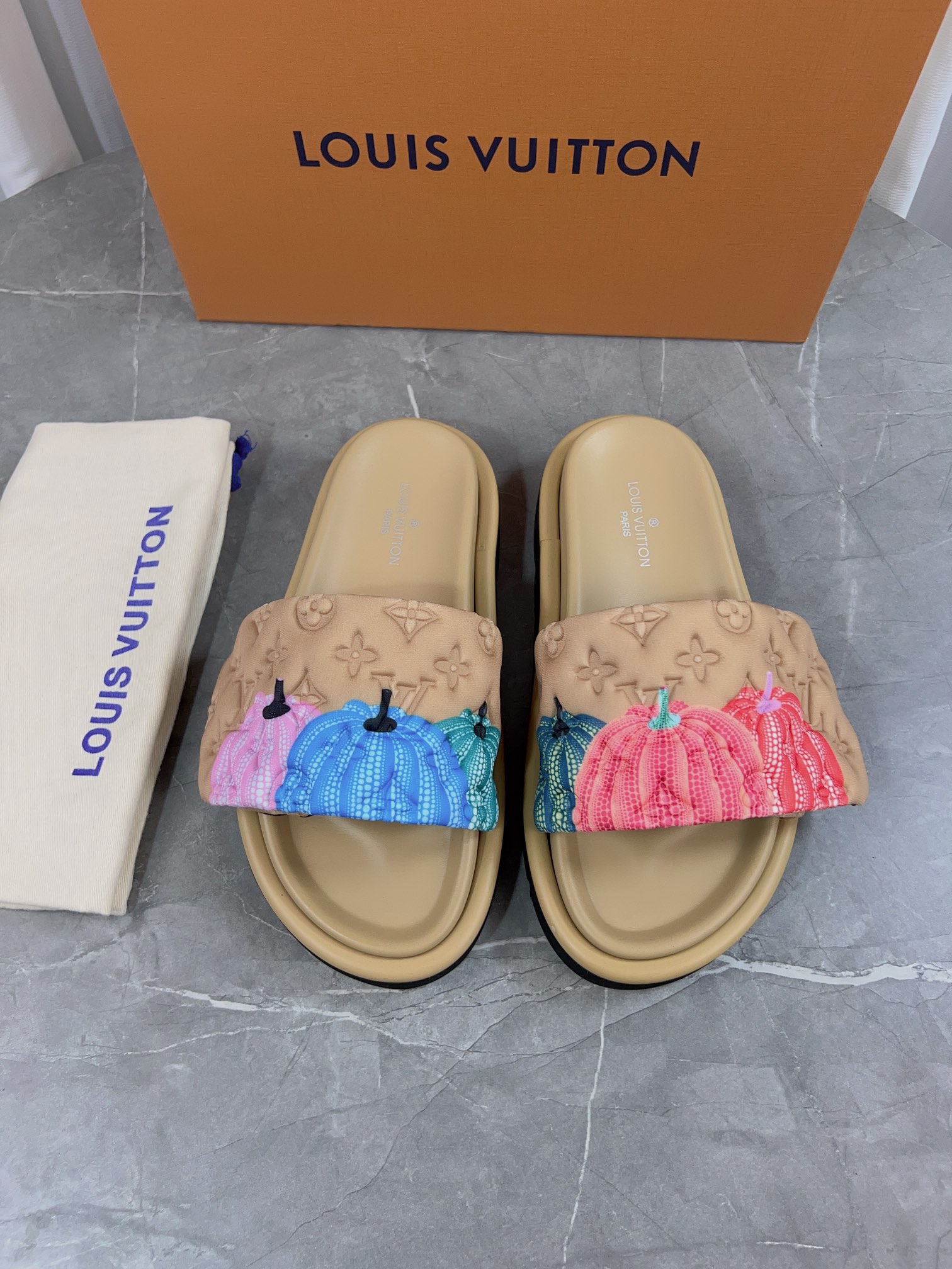LV Summer footwear