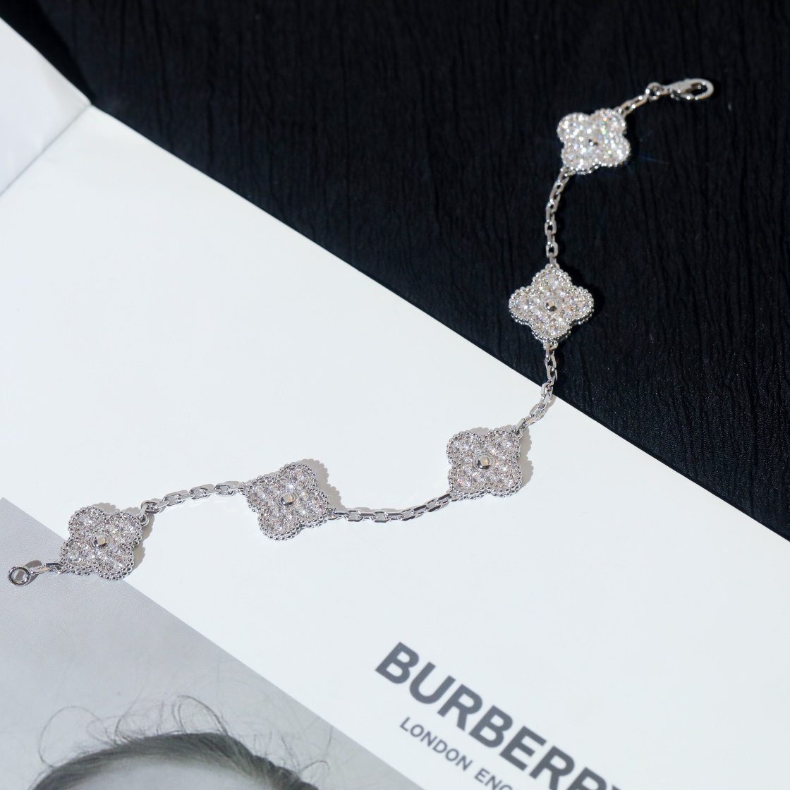 Van Cleef & Arpels Bracelet-79