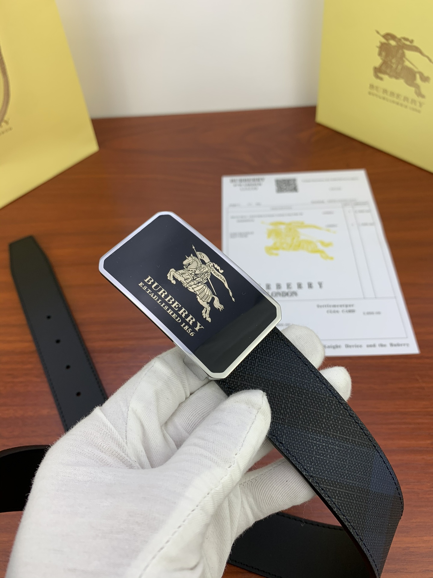 Burberry belt-88