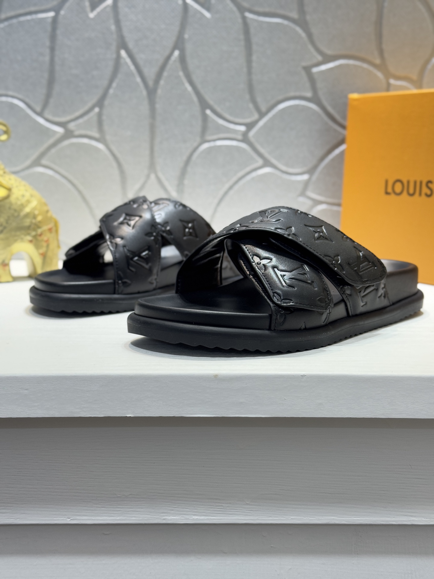 LV Summer footwear