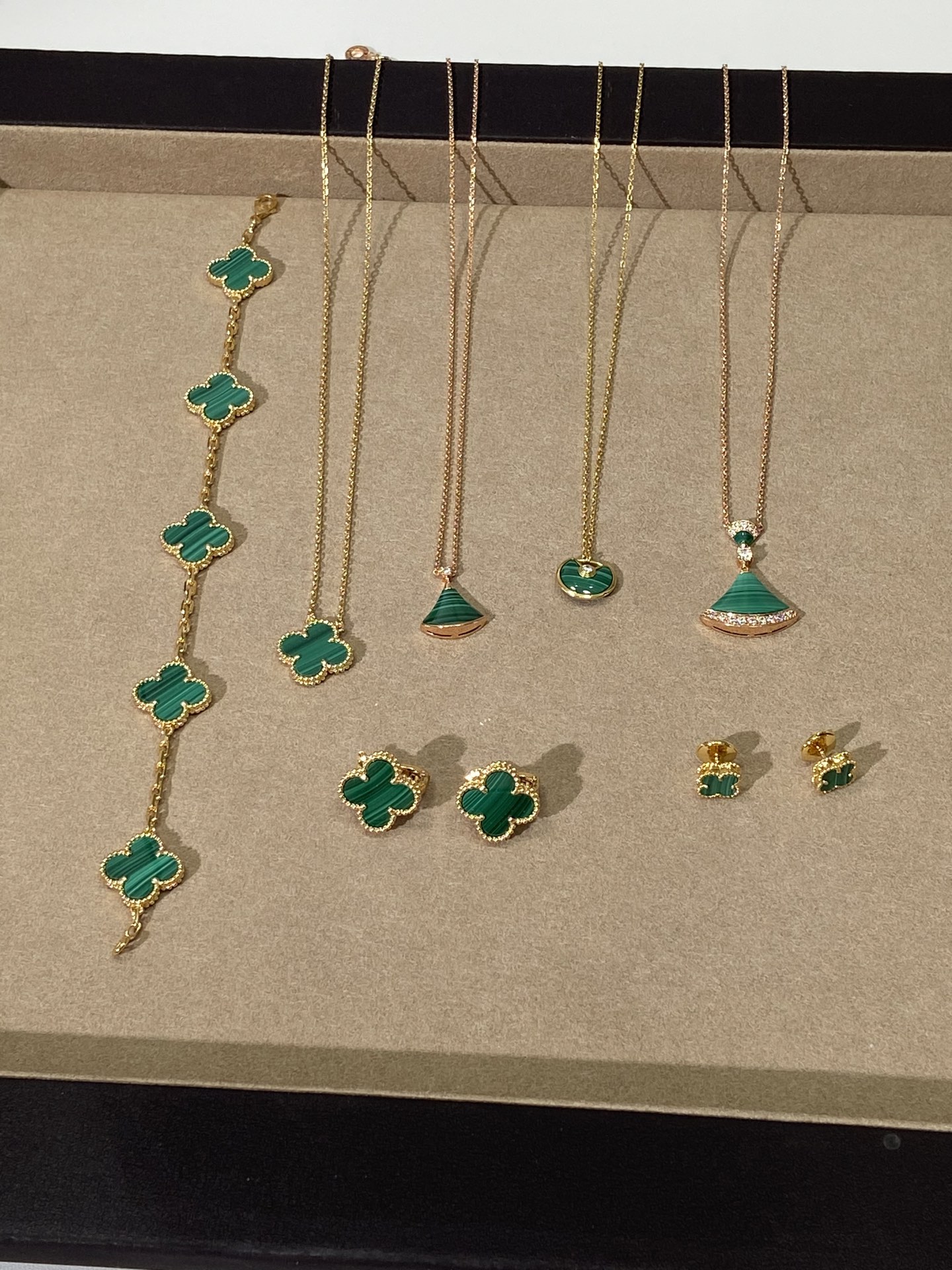 Van Cleef & Arpels Bracelet-96