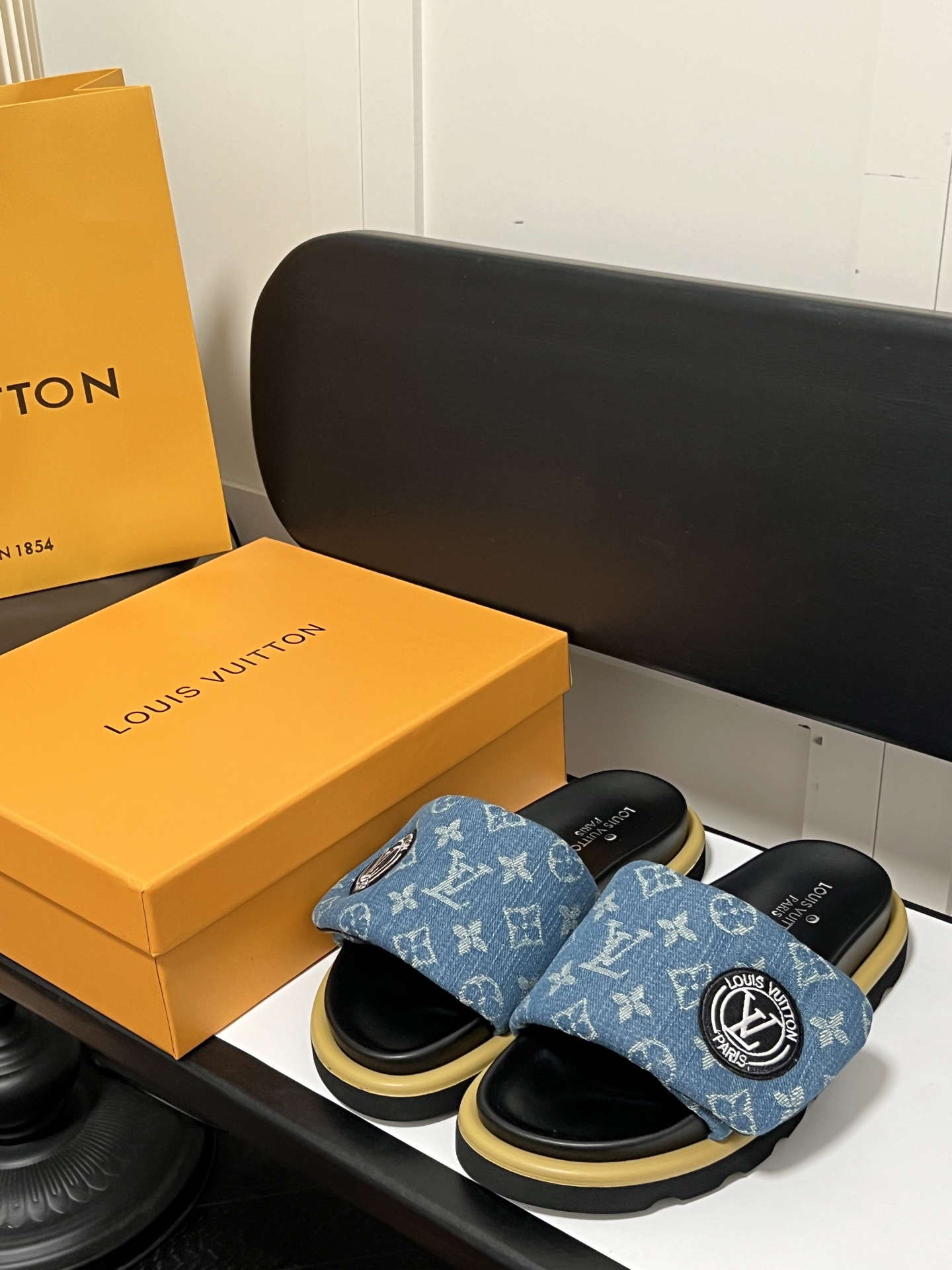 LV Summer footwear