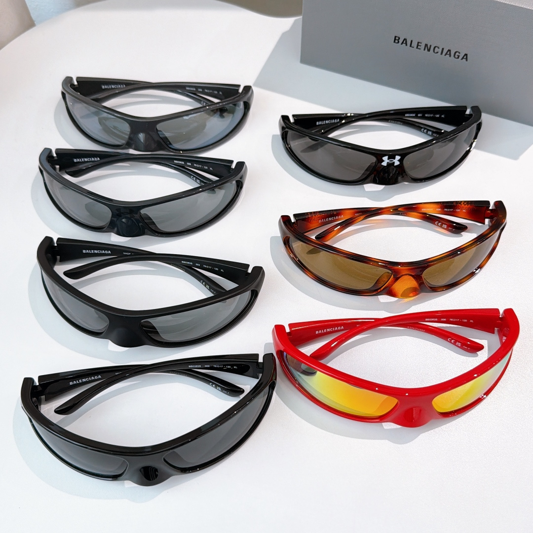 Balenciaga glasses-7