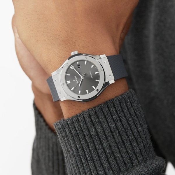Classic Fusion Men Automatic Grey Rubber Watch 542.NX.7071.RX
