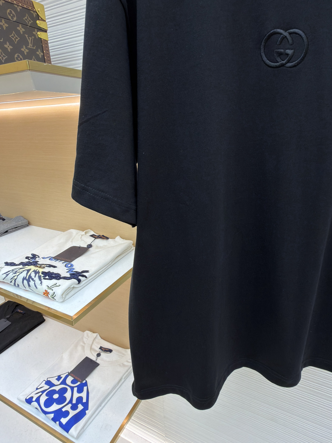 Gucci clothing-270