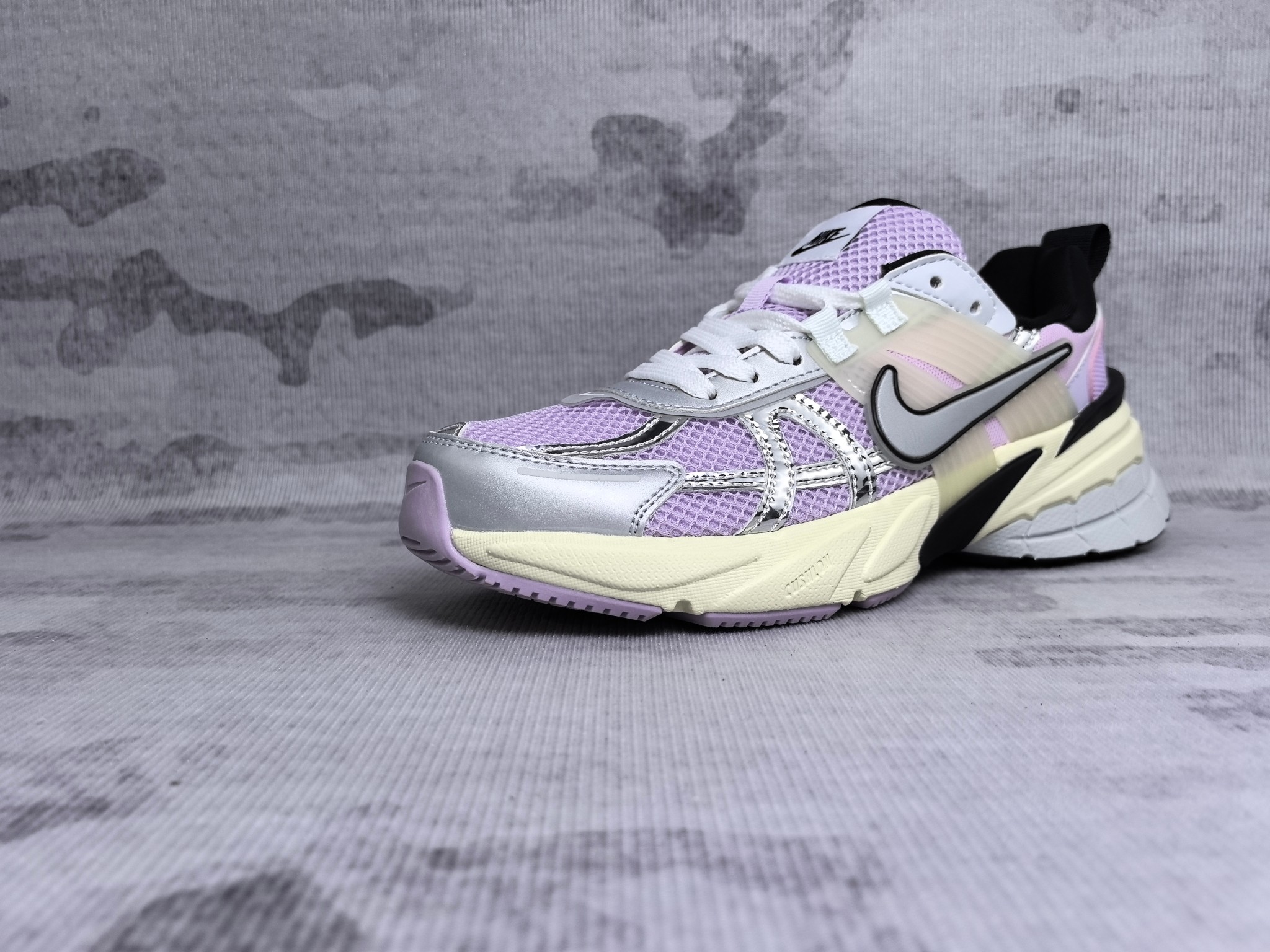 Nike Sneakers-230