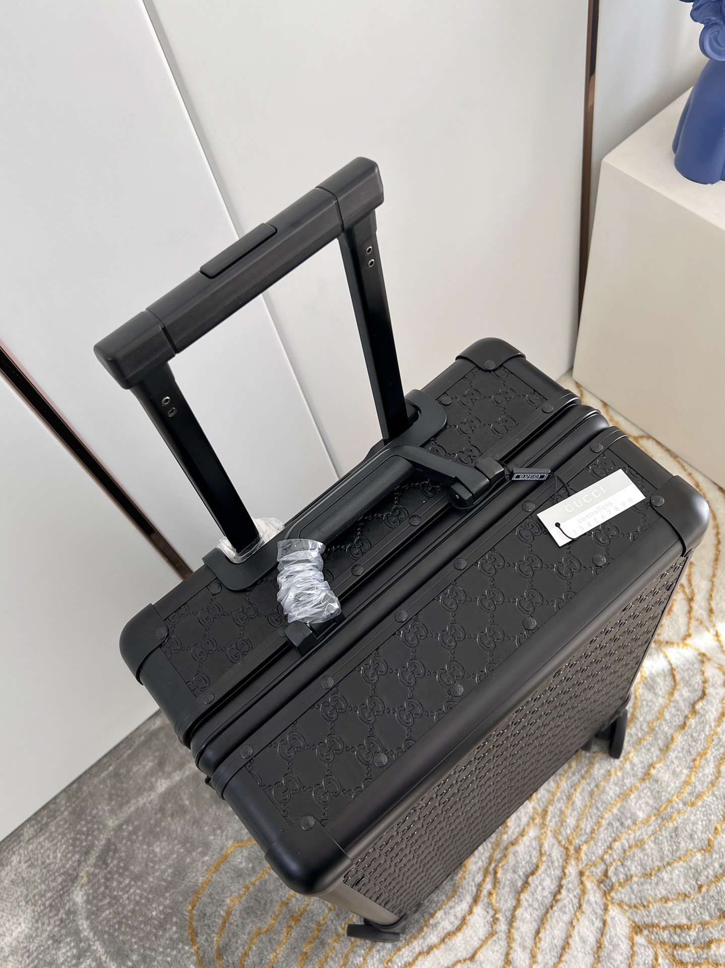 Gucci luggage-20