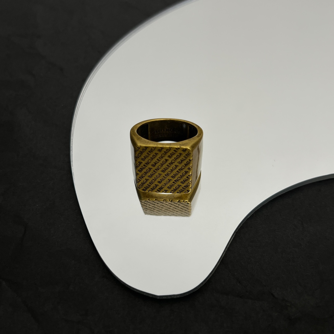 Balenciaga ring-29