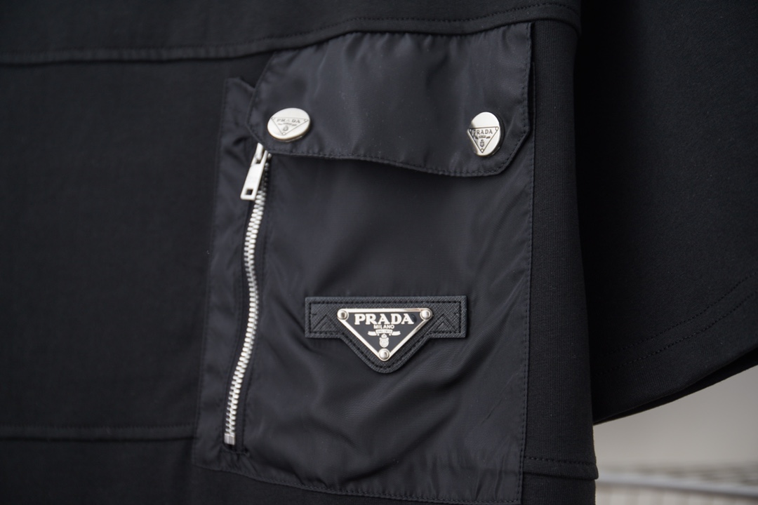 Prada clothing-247