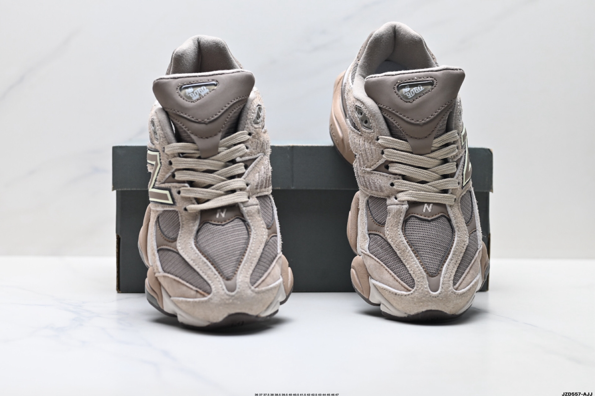 New Balance Sneakers-5